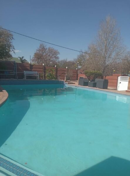 Whitehouse Lodge in Benoni